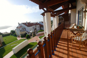 Ship - 4 bedroom duplex with sea and pool views, 1km from the beach